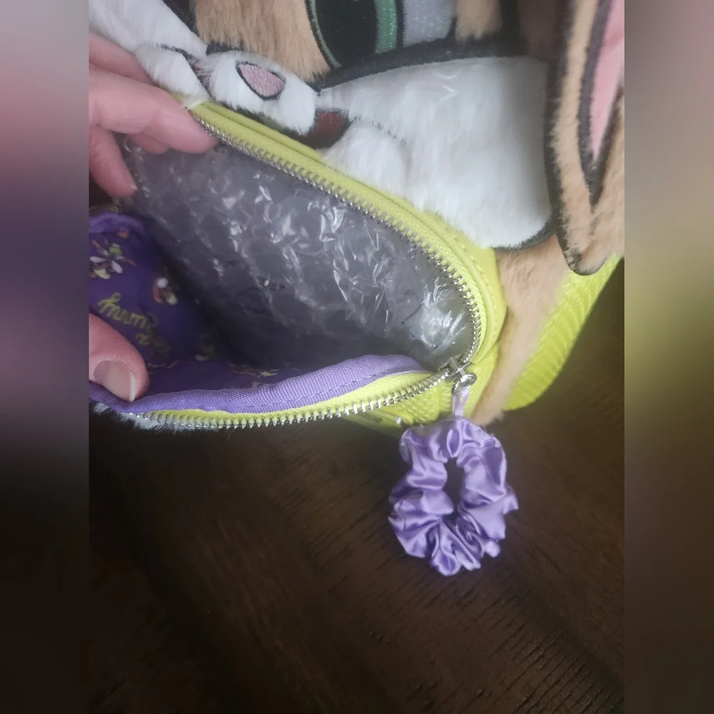 NWT Looney Tunes Lola Bunny Backpack With Scrunchie‎